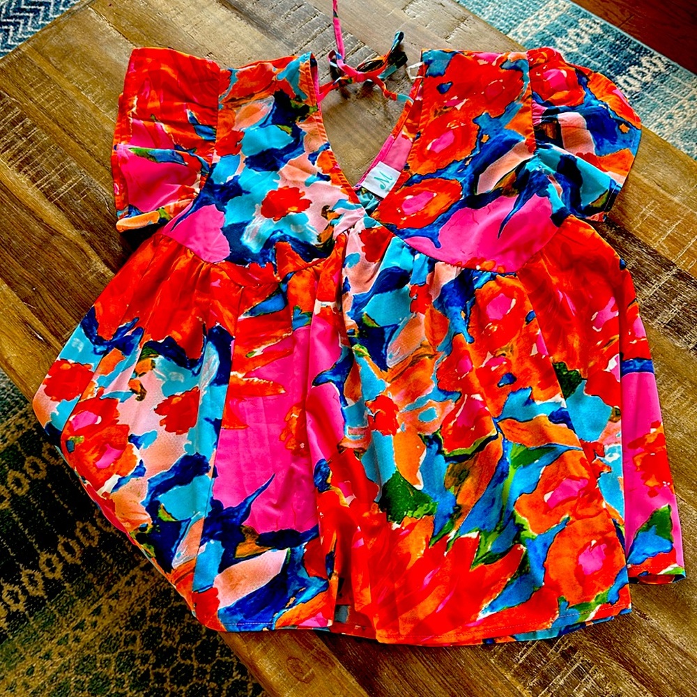 Adorable Boutique top. NWoT size Medium.